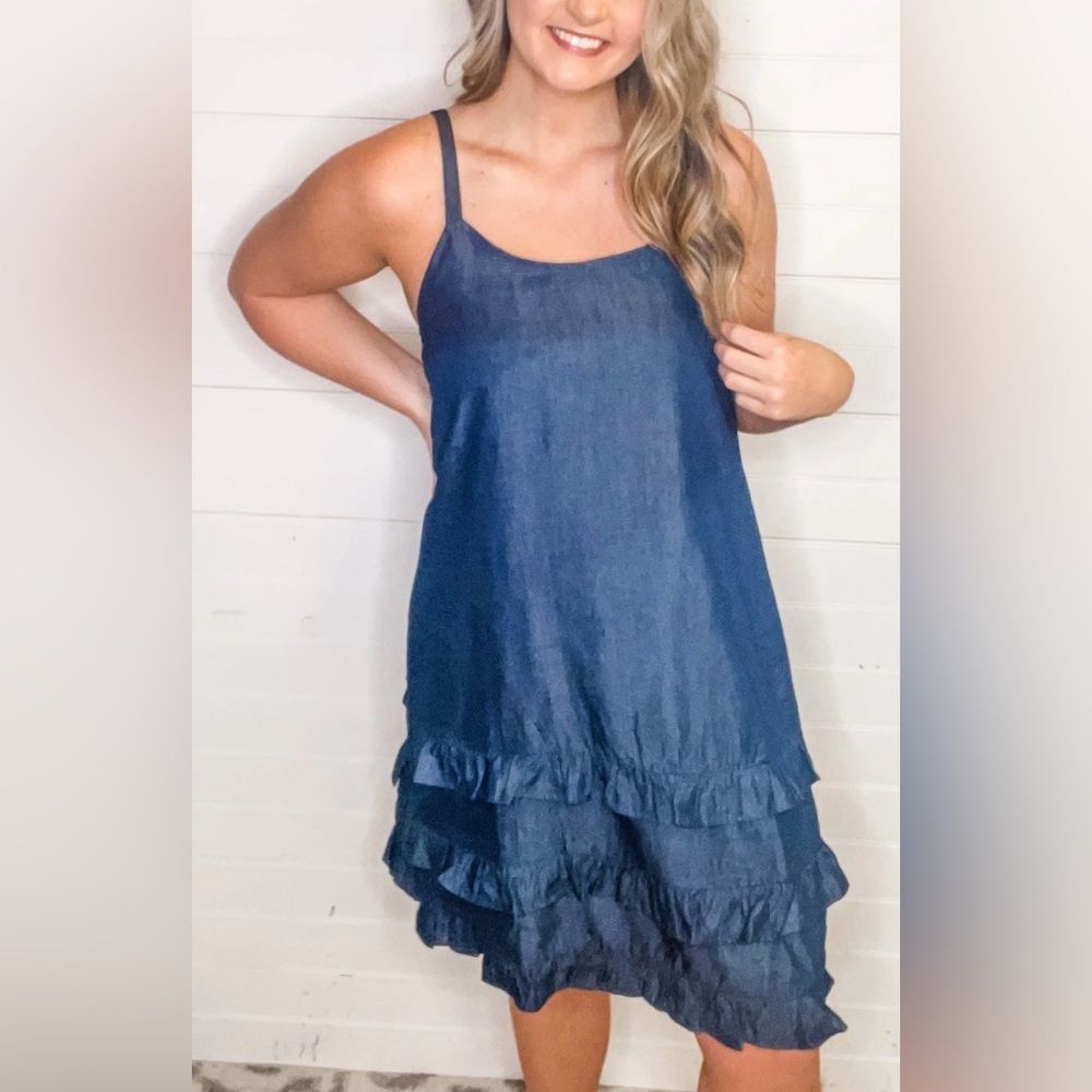 Cotton Bleu Strap Chambray Dress with Tiered Hem in Blue Size M